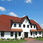 Idyllische Mit Pool In Mecklenburg Apartment