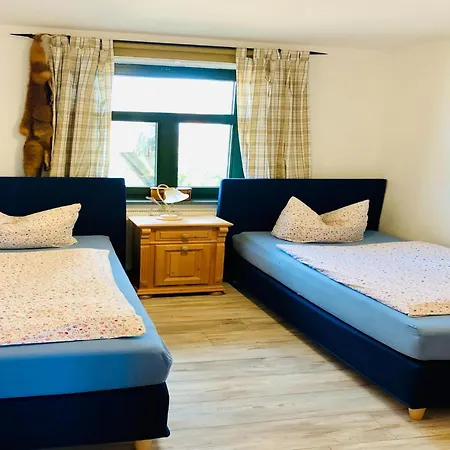 Lägenhet Idyllische Mit Pool In Mecklenburg