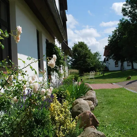 Lägenhet Idyllische Mit Pool In Mecklenburg *