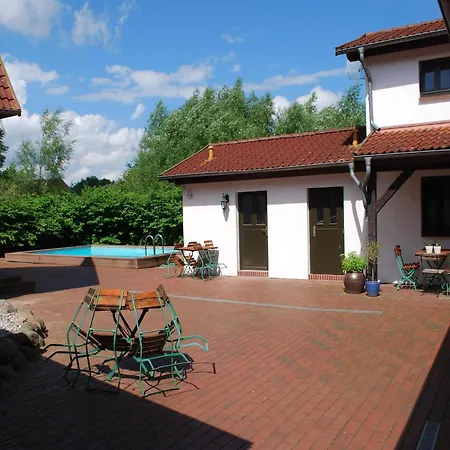 Idyllische Mit Pool In Mecklenburg 公寓