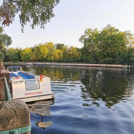 Idyllische Mit Pool In Mecklenburg شقة *